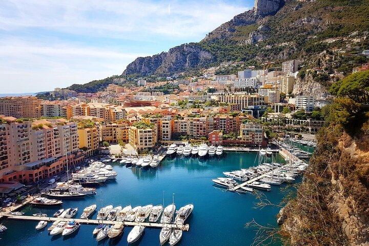Transfert privé de Nice à Monaco avec un arrêt de 2h à La Trinité