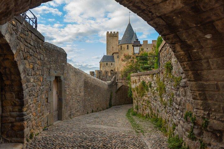 Les Remparts médiévaux de Carcassonne : une visite audio autoguidée