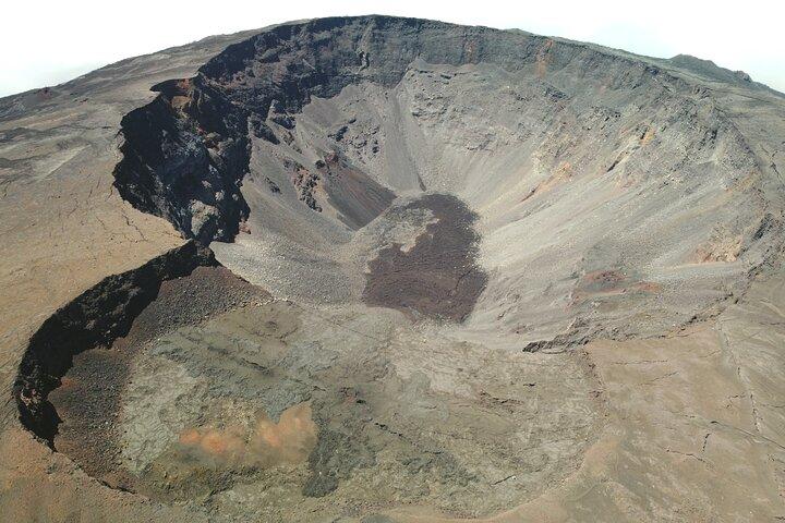 Ascension du Piton de la Fournaise en petit groupe