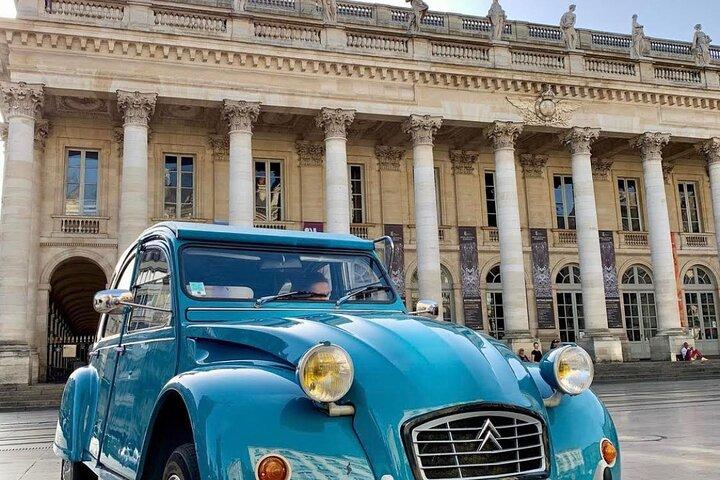Visite privée de Bordeaux Unesco en Citroën 2cv