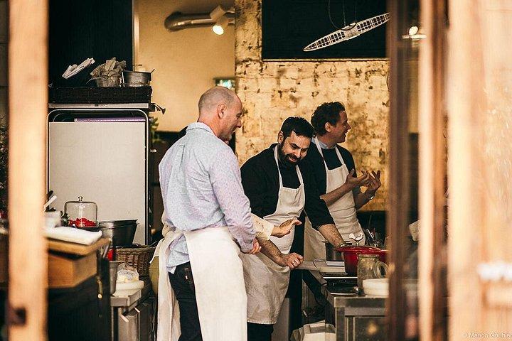 Faire des pâtisseries françaises avec un chef professionnel dans un atelier privé