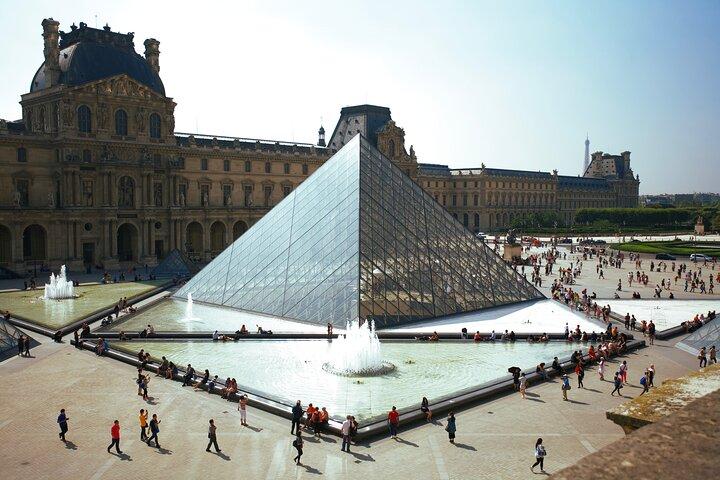 Visite guidée privée du musée du Louvre avec accès
