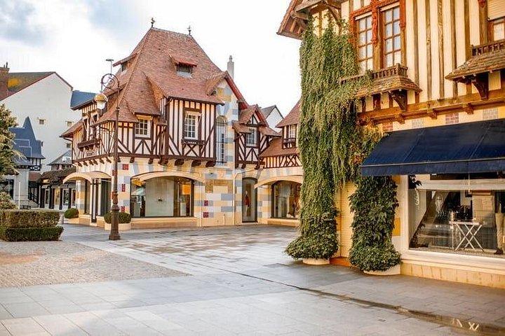 Transfert aller-retour privé vers Deauville Rouen Honfleur depuis Le Havre