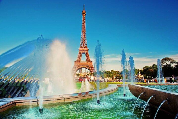 Visite privée de la ville de Paris et shopping à La Vallée Village