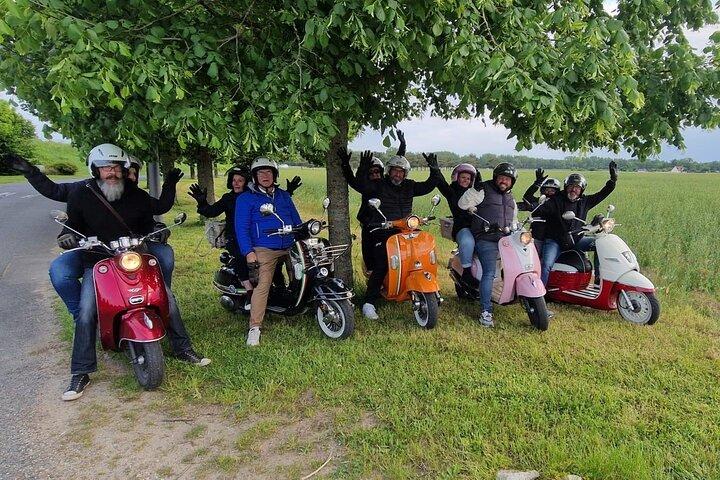 Visite en Scooter "Découverte du Terroir" entre Tours et Amboise
