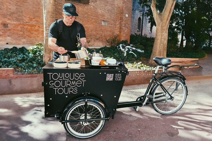 Visite gastronomique et historique de Toulouse avec un chef (en anglais)