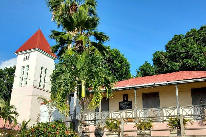 Sur le Chemin de Sainte Marie : ''Mort au Paradis'' Show Locations