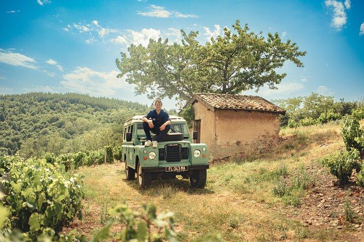 Visite privée d'une journée complète du Beaujolais en Land Rover vintage