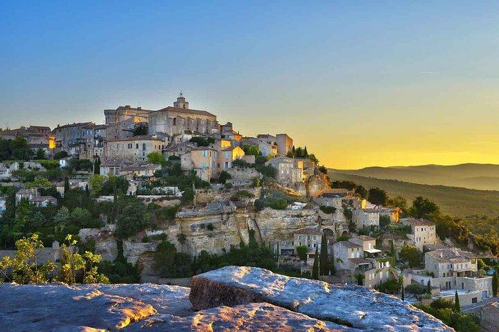 Visite privée d'une journée des villages du Luberon au départ de Marseille