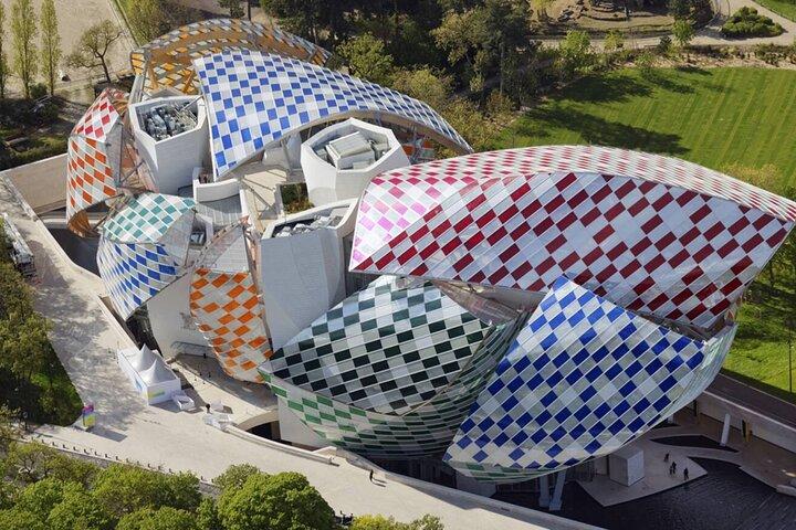 Combo: Visite en voiture latérale à Paris + Musée Louis Vuitton