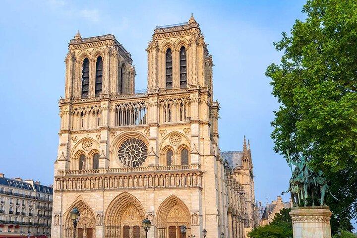 Visite semi-privée à pied : Notre-Dame Mystère et Quartier Latin