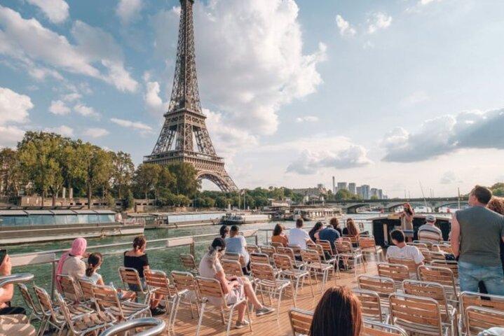 Paris : Croisière fluviale et visite guidée du Louvre SEMI PRIVÉ