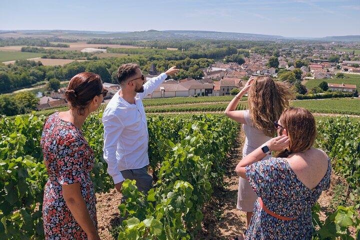 De Epernay : Champagne Visite en petit groupe avec dégustations & Déjeuner