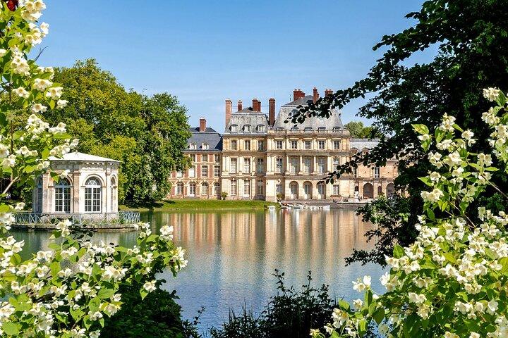 Excursion d'une demi-journée au château de Fontainebleau et à Barbizon au départ de Paris