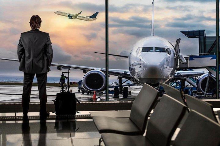 transfer Paris to CDG - ORLY airport , fluent english driver