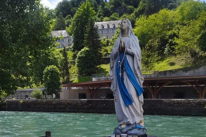 L'histoire de Lourdes Visite à pied EN ANGLAIS