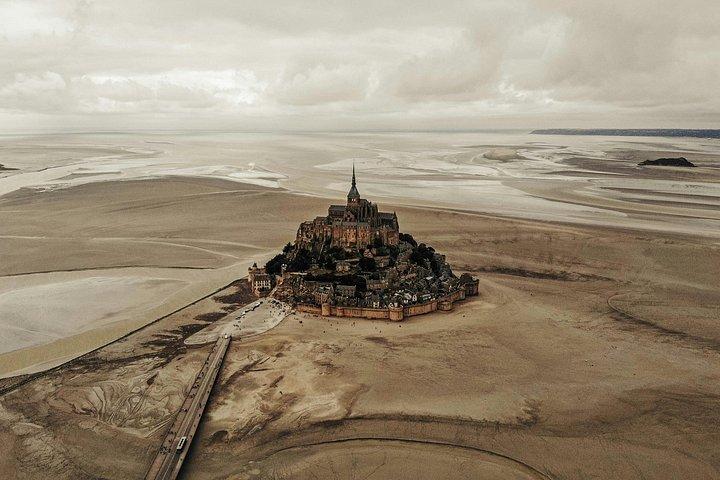 Breton Bliss : excursion d'une journée en petit groupe à Paris au Mont Saint Michel