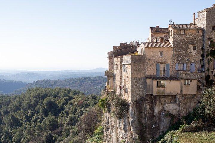 Visite guidée privée de deux villages médiévaux de la Côte d'Azur