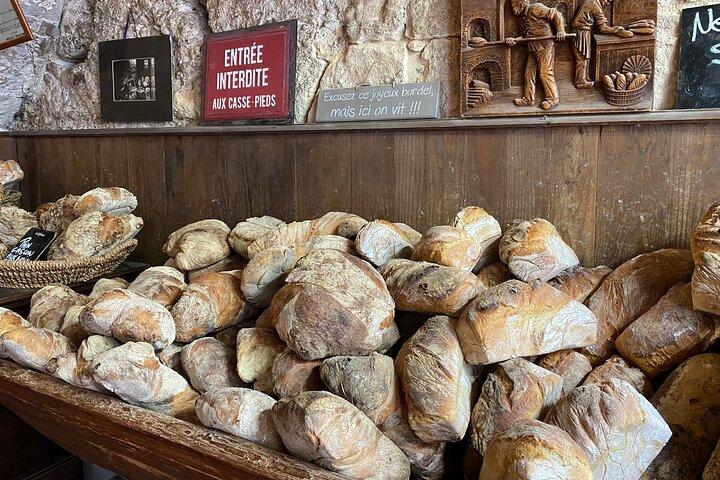Vin, fromage et boulangerie