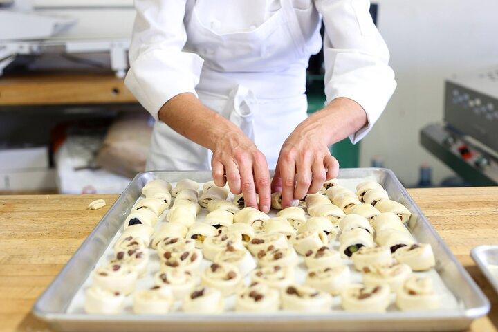 Cours de pâtisserie et de croissant amusant avec chef local à Paris