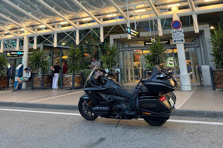 Transfert Moto Privé de Nice vers l'Aéroport