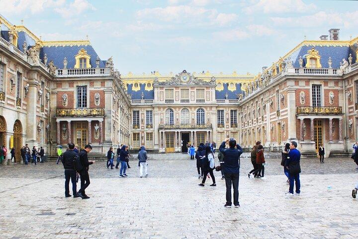 Paris-Versailles A/R en Van avec billets