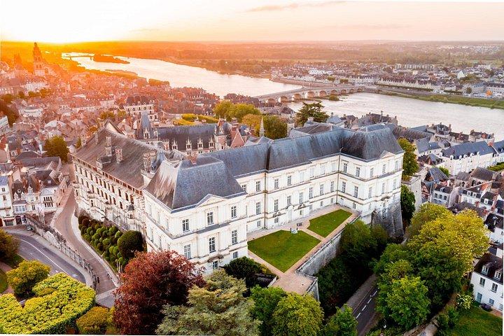 Châteaux de Loire Chenonceau, Blois, Chaumont Visite privée au départ de Paris