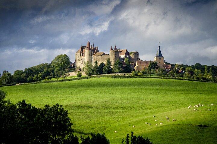 Les villages de Bourgogne au départ de Dijon : une journée placée sous le signe de l'histoire et de la culture