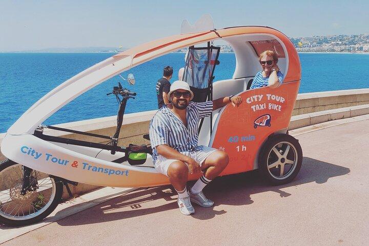 Visite Privée et Guidée en Vélotaxi à Nice 2H30