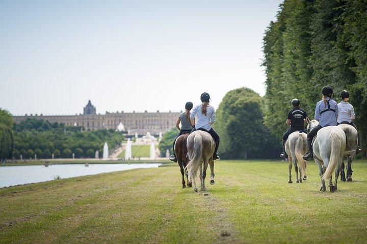 Visite Privée de Versailles : Equitation, Gastronomie & Château