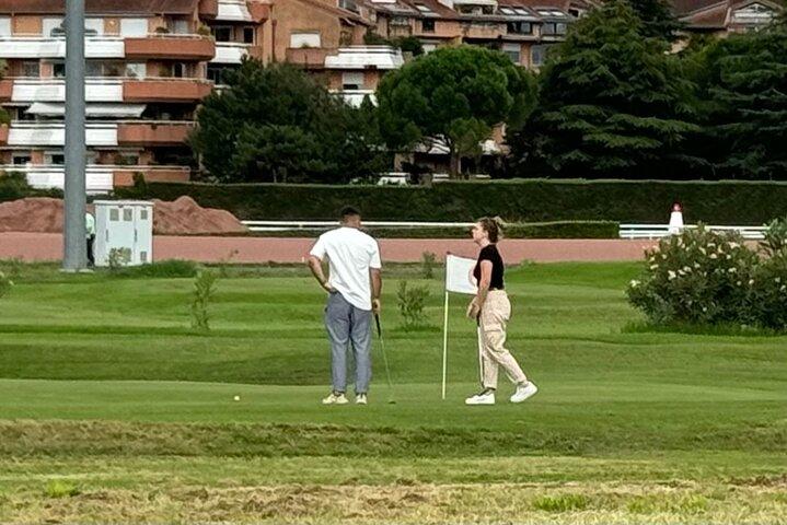 1 heure d’initiation au Golf avec un Professeur plus 1 heure de Mini Golf.