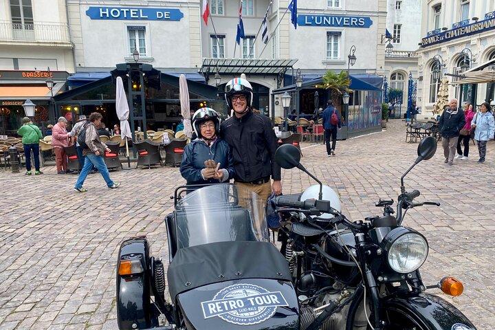 Saint Malo et Saint Servan en sidecar vintage avec chauffeur