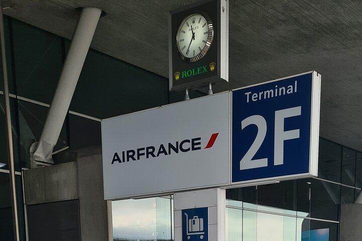 Transfert Privé Électrique Paris → CDG | Aller-Simple