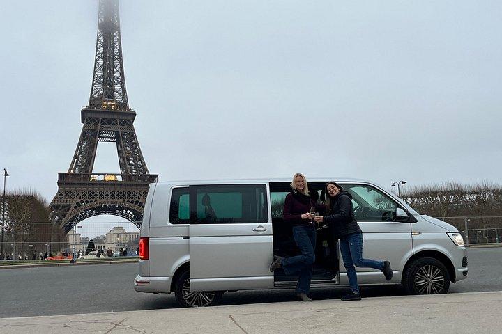 Hop On: Visite des temps forts de la ville de Paris en minivan confortable