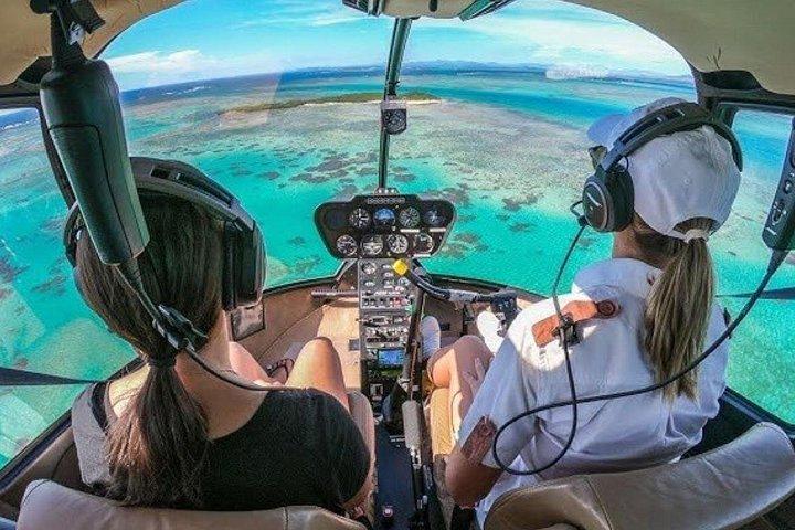 Cannes : Visite privée en hélicoptère au départ de la Croisette (12 - 60 min)