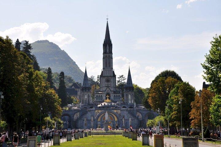 Visite guidée d'une journée en petit groupe de Toulouse à Lourdes