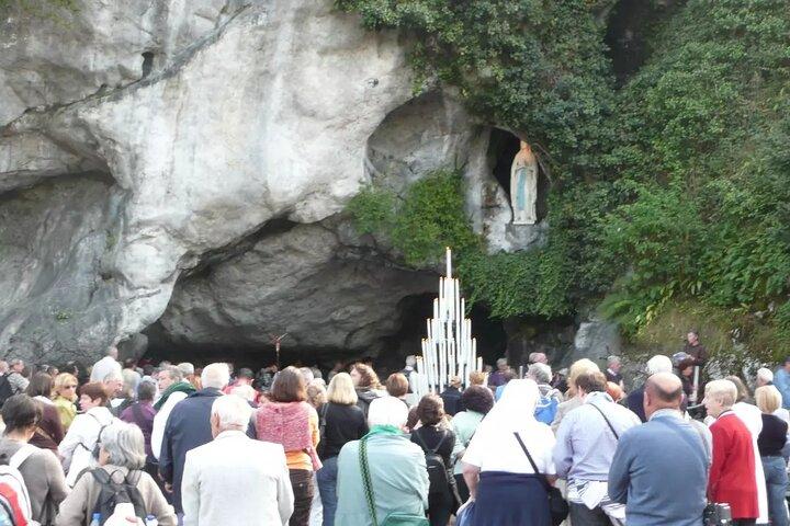 Visite privée du sanctuaire de Lourdes au départ de Toulouse