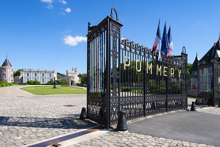 Champagne Taittinger et Pommery à Reims Voyage privé au départ de Paris