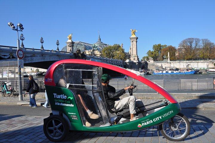 Visite Guidée Privée en vélo-cab à Paris : Le Napoléon