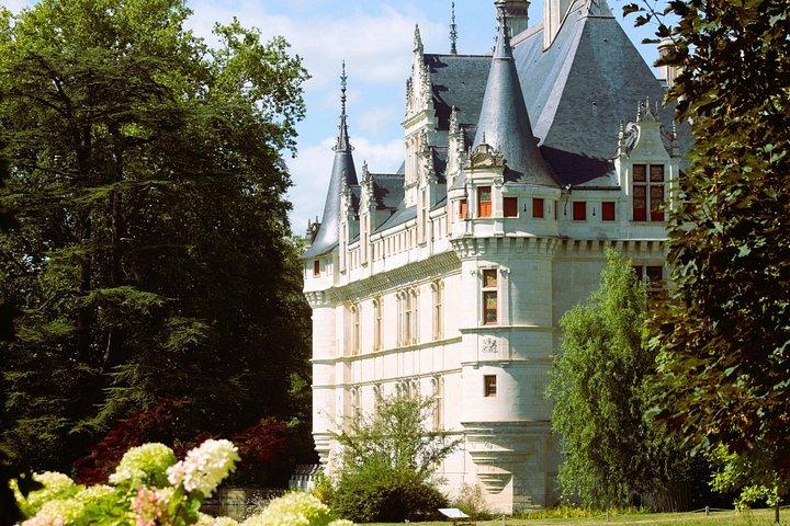 Paris VIP : Châteaux de la Loire Visite guidée VIP Chauffeur 12h