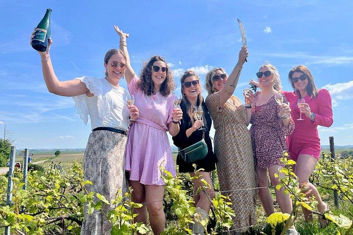 Sabrage et Viticulture et Triple dégustation en Montagne de Reims