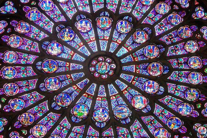 Reconstruire Notre-Dame : l'histoire éternelle d'une cathédrale