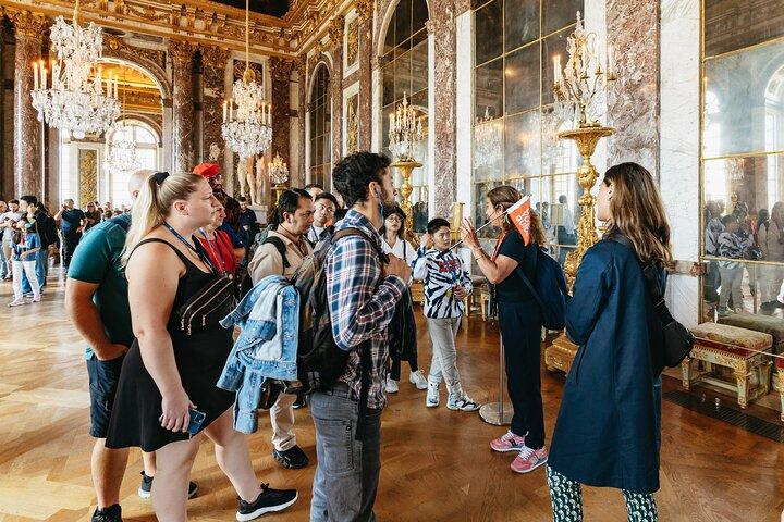 De Paris: Visite en direct du château de Versailles avec accès aux jardins