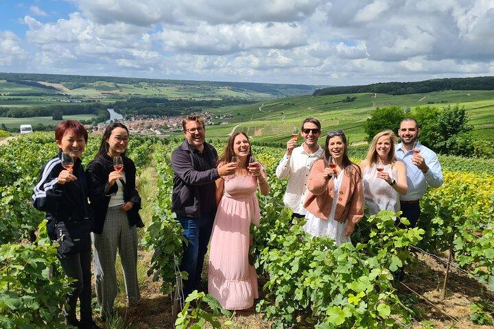 Excursion Champagne Domaines Familiaux au départ de Paris : 10 Dégustations & Déjeuner