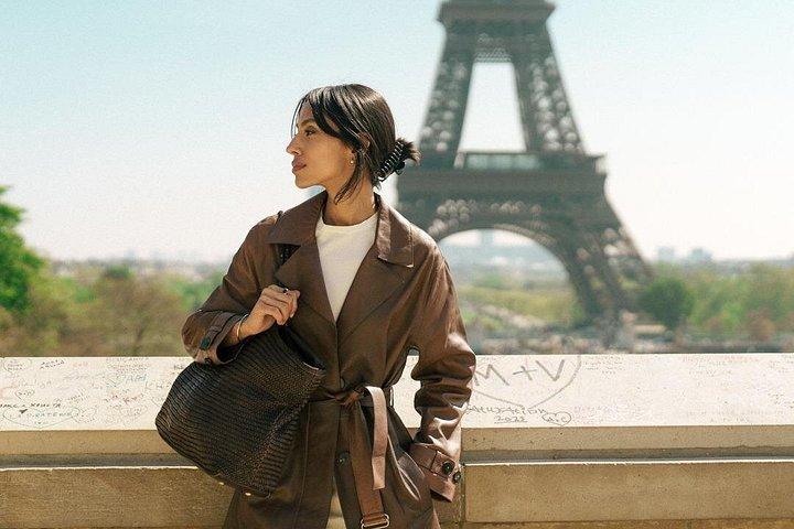 Paris: Eiffel Tower Cinematic Photoshoot