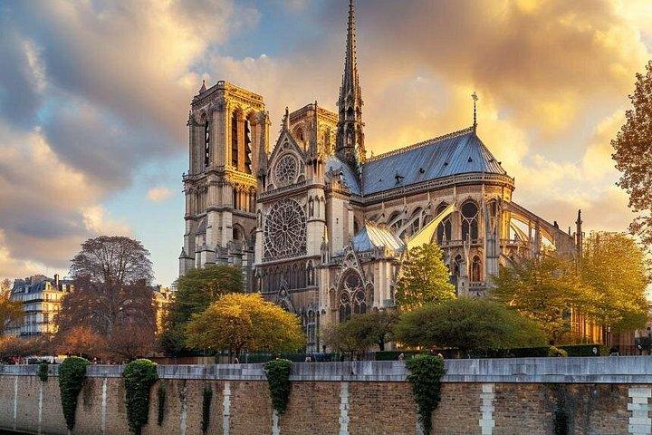 Visite guidée à pied de la cathédrale Notre-Dame de Paris et de l'île de la Cité