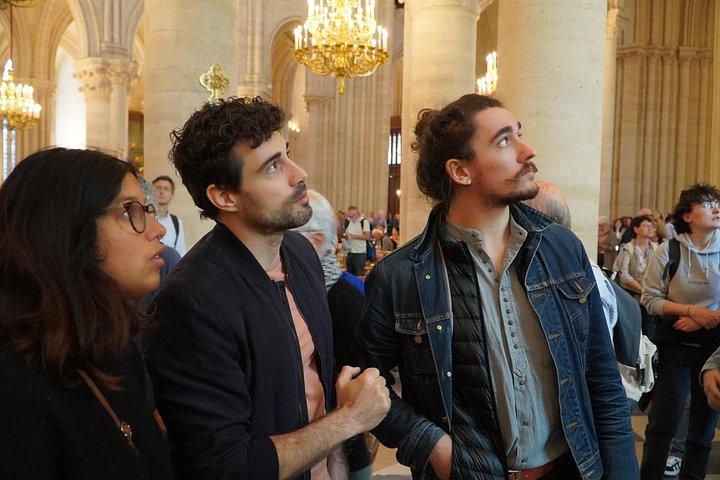 Visite guidée intérieure de Paris Notre-Dame avec accès groupé programmé