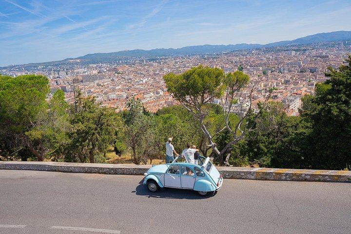 Visite privée d'une demi-journée de Marseille en Citroën vintage