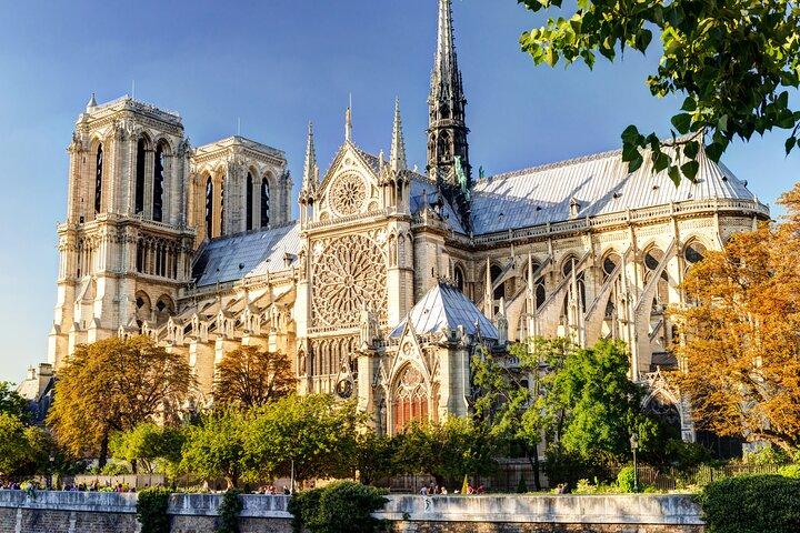 Visite de Notre-Dame avec accès à la cathédrale