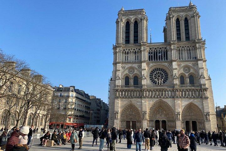 Visite Ludique sur L'île de la Cité : Escape Game / Visite Guidée